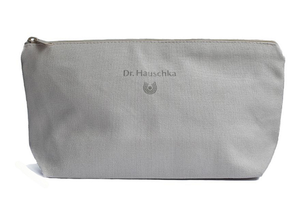 Сумочка косметическая "Dr.Hauschka" (бежевая)